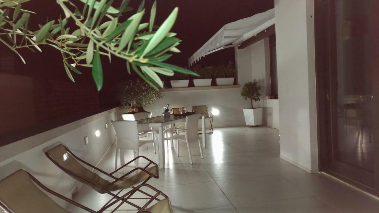 B&B Re Apartments Palazzo Muscati Мольфетта Экстерьер фото